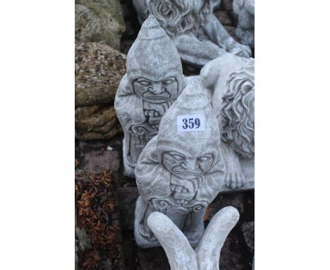 Pair of Concrete Gate keepers 