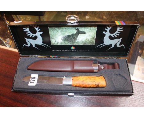 Boxed Brusletto Hunter knife in scabbard 