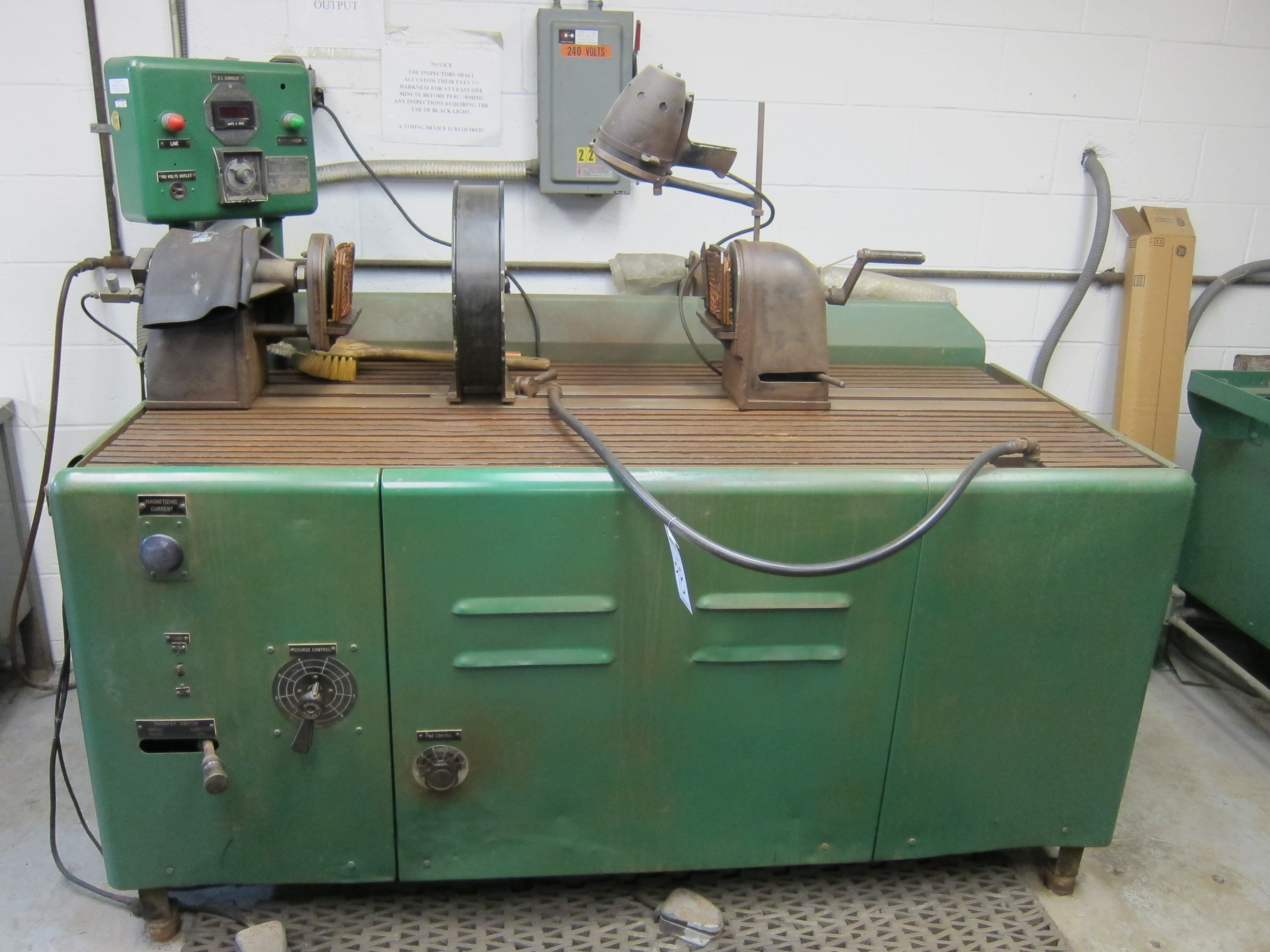 MAGNAFLUX AN PARTICLE INSPECTION MACHINE, APPROX. 10"X36", S/N