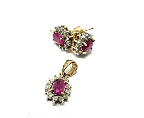 9ct gold diamond &amp; ruby cluster pendant &amp; stud earrings (1.6g)