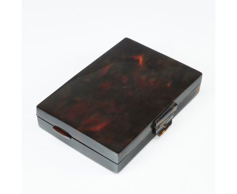 Vinatge Minaudière-Tasche oder Compact-Abendtasche aus Schildpatt1920er - 1950er Jahre. Messing. Schildpatt. Maße: 8 x 12 x 1