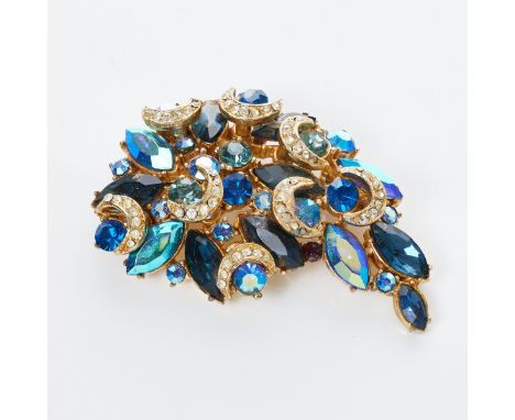 SPHINX - Vintage Strass-Broschen (1 Teil)Fa. Sphinx, Großbrittanien. 1970er Jahre. Metall, Goldfarben. Strass. Maße: 7 x 4,5 