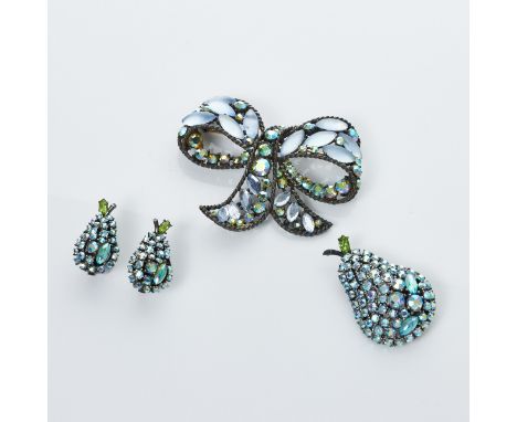 ART- Große Vintage Strass-Brosche und Schmuckset (3 Teile)Schleifenbrosche und Birnen-Brosche mit Paar Ohrclips Fa. Sphinx, G