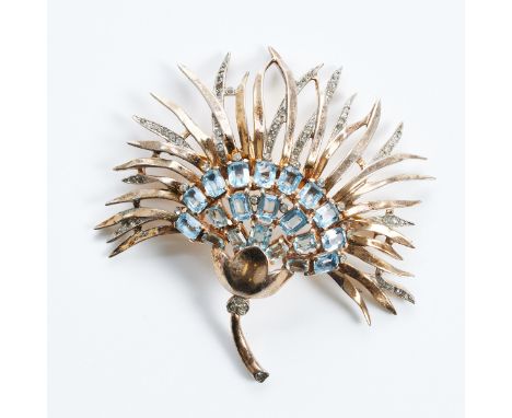 TRIFARI - Vintage - Sterling-Brosche "Chrysanthemum" mit Faux-AquamarinenAlfred Philippe Trifari, New York; März 1944. 925/- 