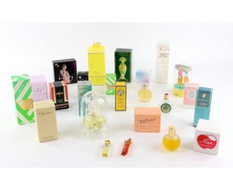 Collection of scent bottles, Lalique Nilang  perfume miniature set, Nina Ricci L'air du Temps. Christian Dior Diorissmo, othe
