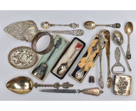 A PARCEL OF 19TH AND 20TH CENTURY SILVER AND WHITE METAL, including an Edwardian tea infuser with decorative handle, makers A