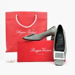 ROGER VIVIER BELLE VIVIER TROMPETTE PUMPS.