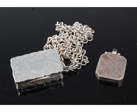 A Victorian silver vinaigrette, having engraved case, the gilt-washed interior with pierced hinge grille, maker George Unite,