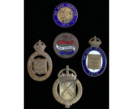 First World War On War Service badge 1914. issued by the Admiralty to ‘workmen whose services are indispensable for rapid com
