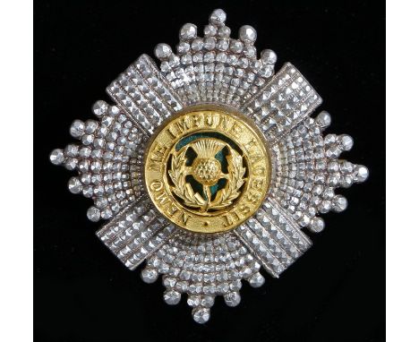 Scots Guards Warrant Officers cap star,in plated silver,gilt and enamel, two loops to the reverse, K&amp;K 906