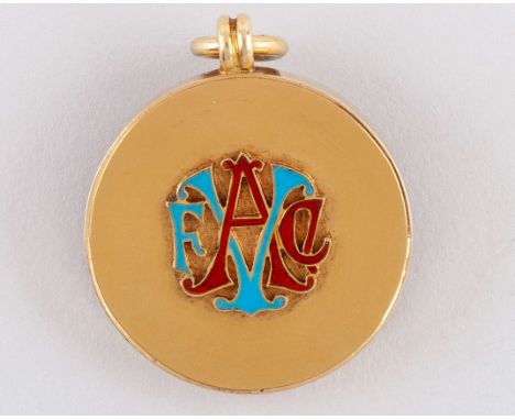 18ct gold and enamel football medal, the obverse inscribed AVFC, the reverse inscribed ENGLISH CUP WINNERS 1920, Asst SECRETA