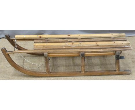 Vintage wooden sledge, length 109cm