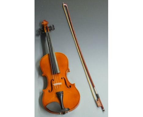 Rio violin with single piece 35.5cm back, in lacquered finish, complete with bow and fitted semi rigid hard case