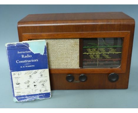 Cossor vintage radio in wooden cabinet with bakelite knobs and Radio Constructors book 1967