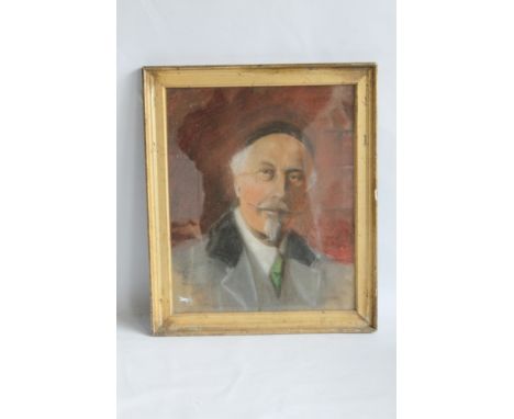 A FRAMED AND GLAZED EARLY 20TH CENTURY PASTEL PORTRAIT