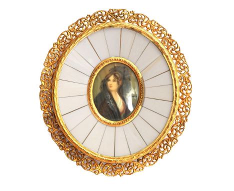 Unclearly signed, oval portrait of a lady, in a classic frame with ivory, Europe ca. 1920, 13,5x12 cm, 76 grams. With certifi