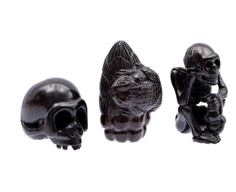 3 wooden Netsuke, Japan 20th century, 3.5 and 2 times 5 cm high