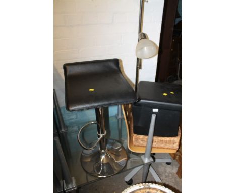 A QUANTITY OF ASSORTED FURNITURE TO INCLUDE TWO GLASS TOP TABLES, STOOL, LAMP, ETC 