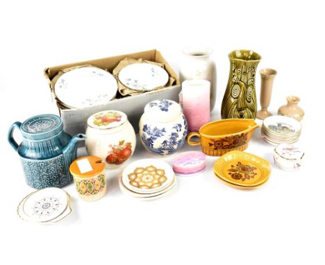 A boxed Sadler eighteen-piece tea service decorated with bluebells, Sadler celery vase, various other Sadler items to include