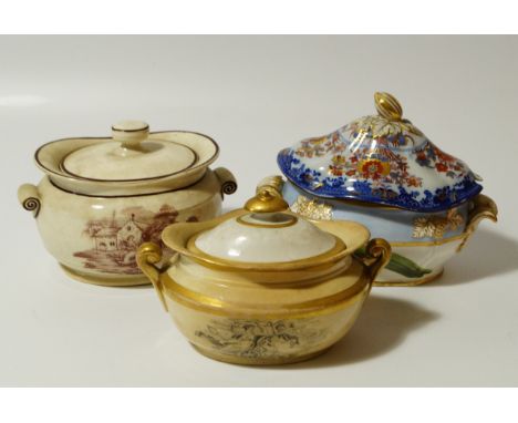 Three various lidded sucriers, comprising Neo-Classical design, possibly Spode, with a black transfer print of cherubs with g