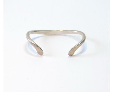 Georg Jensen silver bangle of torque style with flattened ends, Import Marks 1998.CONDITION REPORT: Good condition, no issues