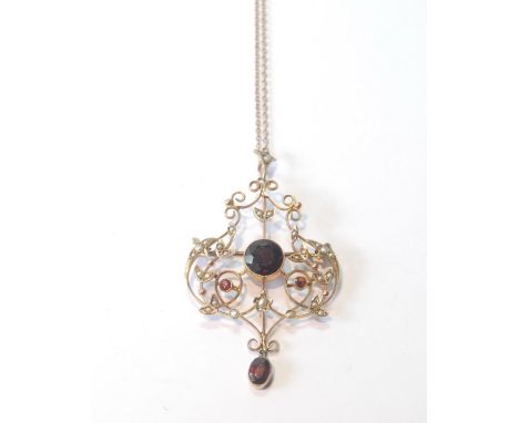Edwardian garnet and pearl openwork pendant, in gold, '9ct', 7.2g. 
