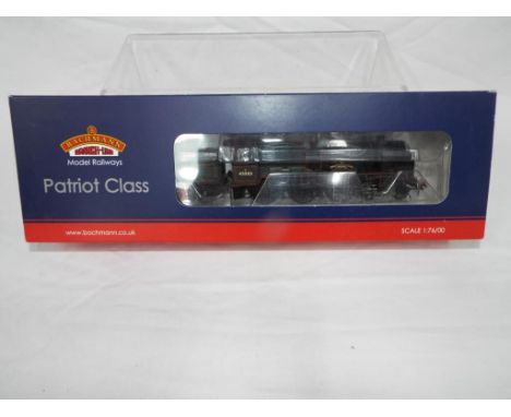 Bachmann Branch-Line - an OO scale model locomotive 4-6-0 Patriot Class with tender, 8 DCC,  op no 45503 'The Royal Leicester