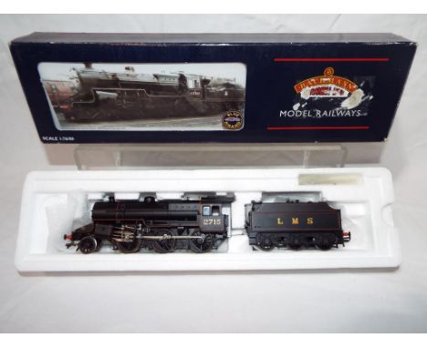 Bachmann - an OO scale model locomotive and tender 2-6-0 Crab op no 2715, BR black livery, # 32-178, appears m in original wi