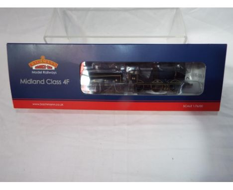 Bachmann Branch-Line - an OO scale model locomotive 0-6-0 Midland 4F Class with tender, 21 DCC,  op no 58, SDJR black livery,