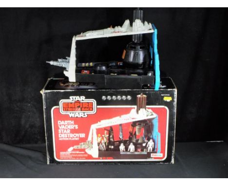 Palitoy - A boxed Palitoy Star Wars The Empire Strikes Back Vintage Darth Vader's Star Destroyer Play-set. Item appears to be