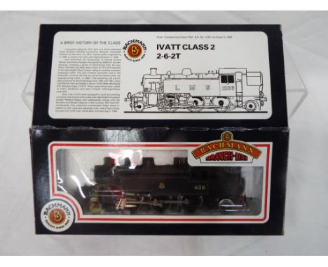 Bachmann Branch-Line - an OO scale model tank locomotive 2-6-2T, op no 41221, BR black lined livery, Ivatt class 2, # 31-450,