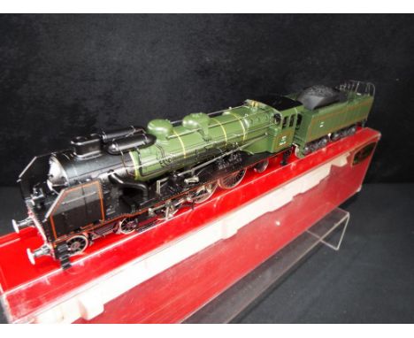 Rivarossi - an HO scale model locomotive 4-6-2 Calais 2 SNCF  231.E.22 with tender # 1341, nm in original plastic case with i