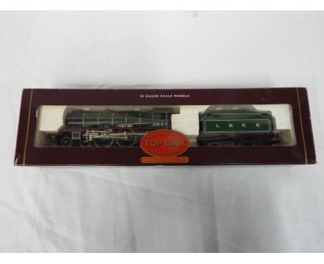 Hornby Top Link - an OO scale model locomotive and tender, 4-6-0 LNER green livery, op no 2857 'Doncaster Rovers' # R 2056, a