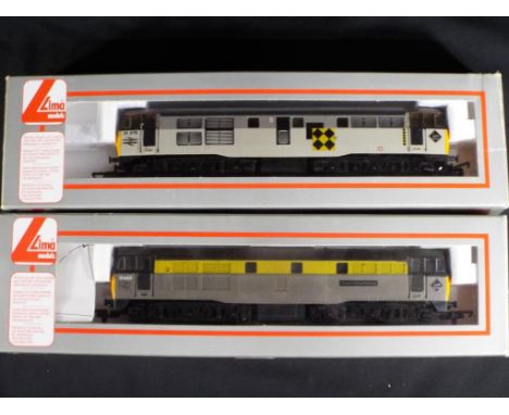 Model Railways - Lima OO gauge - two Class 31 diesel locomotives comprising Op. No. 31275 and 31558 please note 31558 has bee