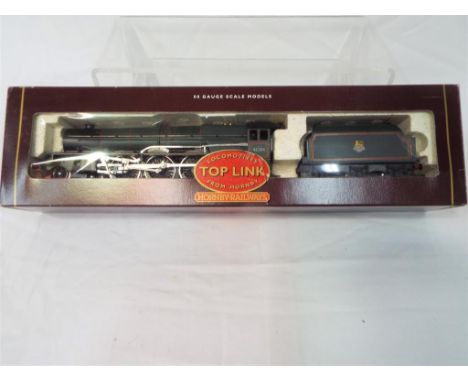 Hornby Top Link - an OO scale model 4-6-2 Princess class locomotive and tender, op no 46204 'Princess Louise', green BR liver