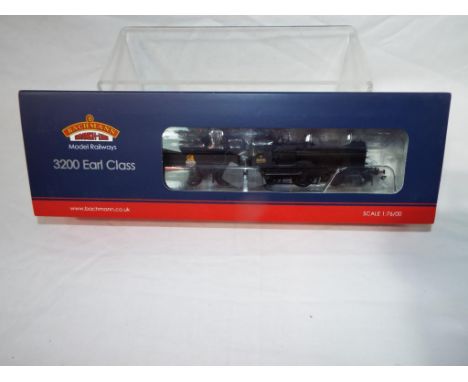 Bachmann Branch-Line - an OO scale model locomotive 4-4-0 3200 Earl Class with tender, 21 DCC,  op no 9028 BR black livery, #