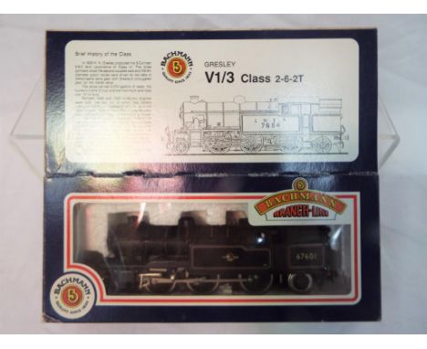 Bachmann Branch Line - an OO gauge 2-6-2T tank locomotive, Gresley V1/3 class, op no 67601 BR black lined livery with crew fi