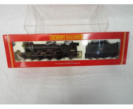 Hornby - an OO scale model 4-6-2 Jubilee class locomotive and tender, op no 60046 'Diamond Jubilee', green BR livery # R 2126