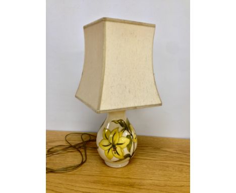 MOORCROFT LILY LAMP ON CREAM GROUND