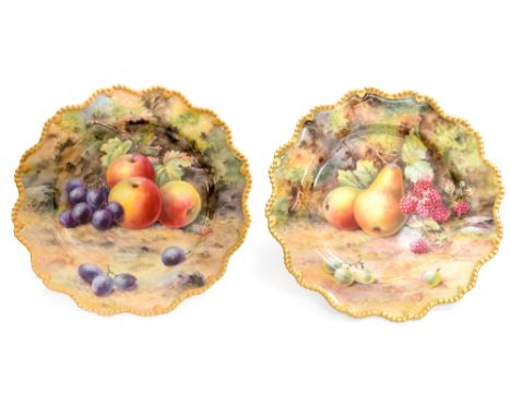 A pair of Royal Worcester fruit painted cabinet plates, F Lockyer, pears and apples, 22cm diameter (2)
