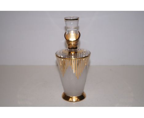 Retro decanter 