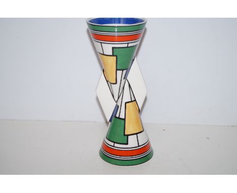 Wedgwood Clarice Cliff Circles and squares pattern (Height 20cm)