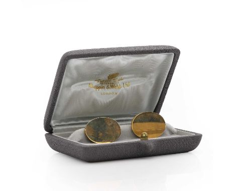 A pair of 9ct gold oval cufflinks, by Mappin & Webb, plain oval cufflinks to swivel fittings, 16mm x 21mm, Birmingham 1979, 1
