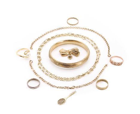 A group of gold jewellery, to include a 9ct gold hollow hinged oval bangle, with foliate engraving, to a concealed box clasp,