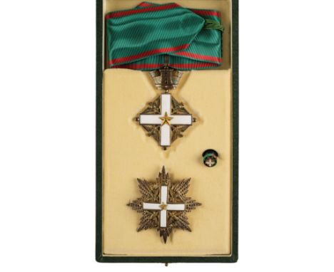 * Italy, Republic. Order of Merit of the Italian Republic, Grand Officer’s set of insignia by Cravanzola, Roma, comprising ne