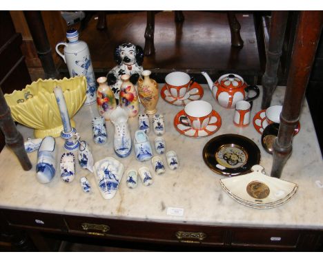 Collectable ceramics, including blue and white Delftware and Royal Worcester vases 