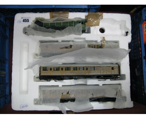 A Hornby "00" Gauge Class A3 4-6-2 Locomotive, R/No 4472 'Flying Scotsman' (missing tender), LNER green livery, three teak LN