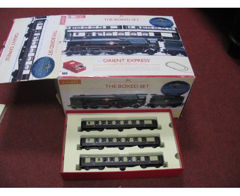 A Hornby "00" Gauge Venice Simplon Orient Express Set #R1038, The boxed set comprising of Merchant Navy class 4-6-2 locomotiv
