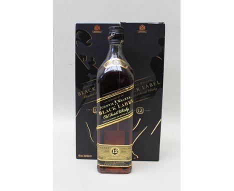 JOHNNIE WALKER BLACK LABEL SCOTCH WHISKY, aged 12 years, 2 bottles each in presentation box and 1 bottle unboxed (3) 