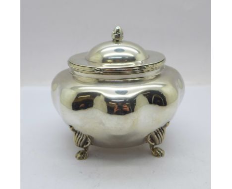 A silver tea caddy, Birmingham 1907, 137g 